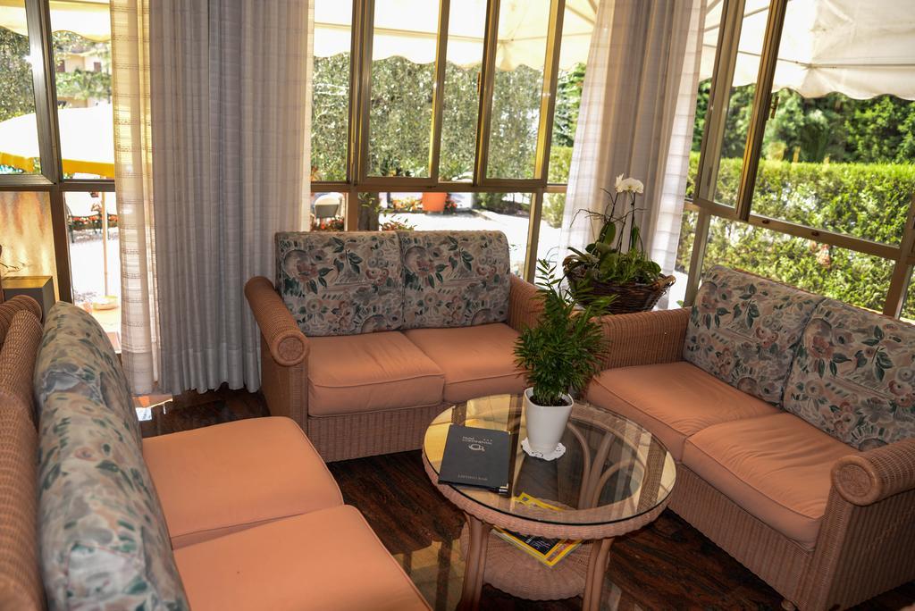 Hotel Continental غارْدا المظهر الخارجي الصورة